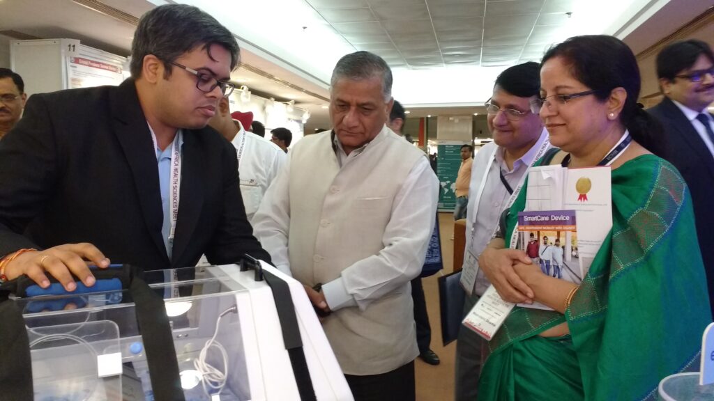 V K Singh Vigyan Bhavan 2016 AVI Healthcare TransNANO Transport Incubator